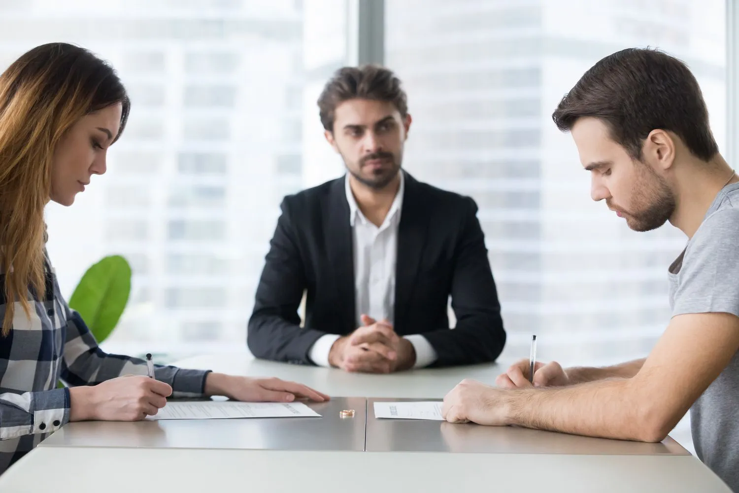 How EH Mediation Guides Couples Toward Fair and Balanced Outcomes Durham